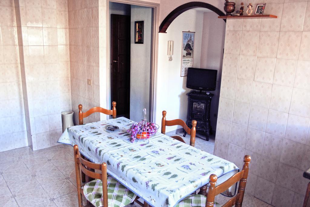 Appartamento Maria Giovanna Giardini Naxos Ruang foto